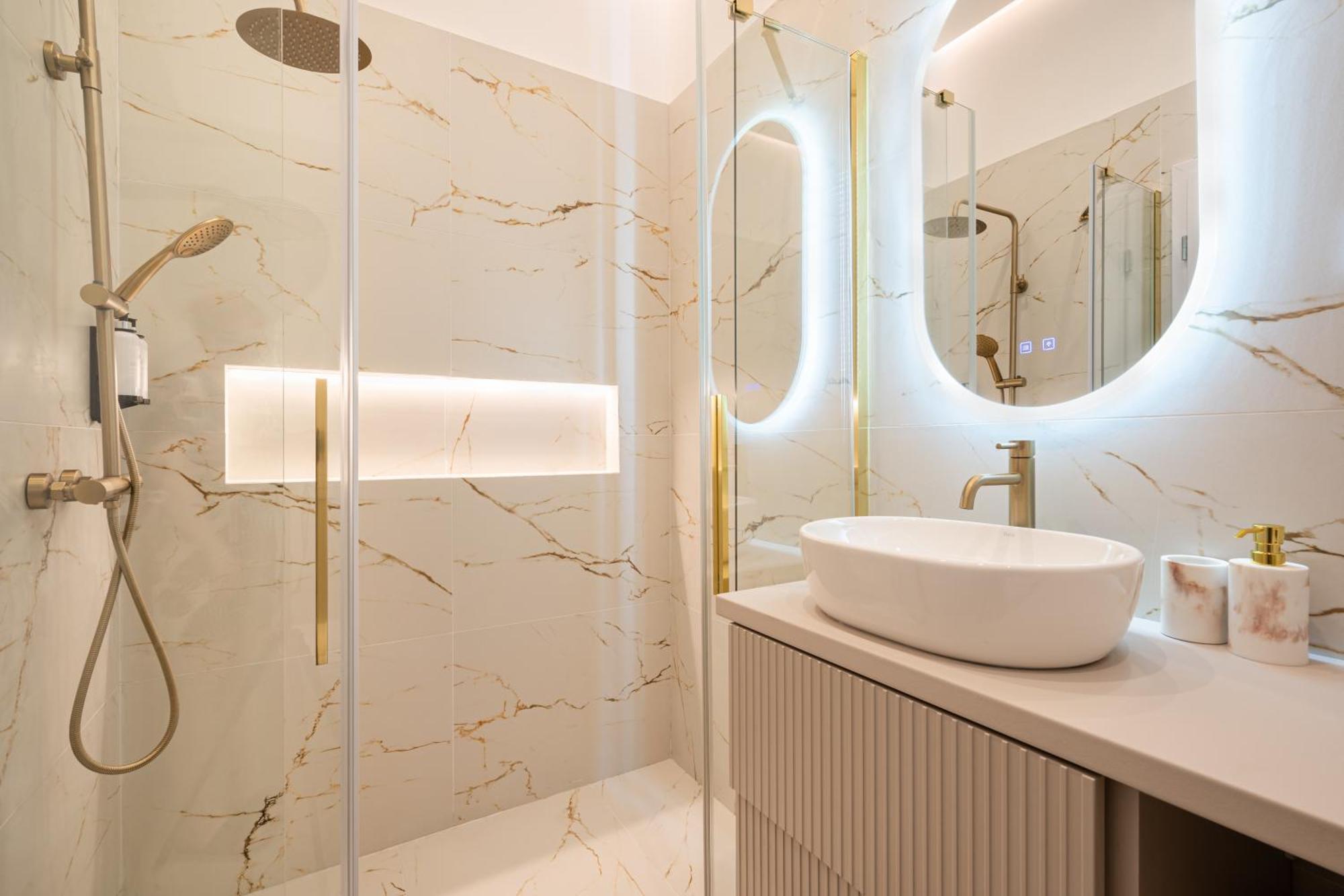 K51 - Kiraly Boutique Residence - Best Location By Bqa บูดาเปสต์ ภายนอก รูปภาพ