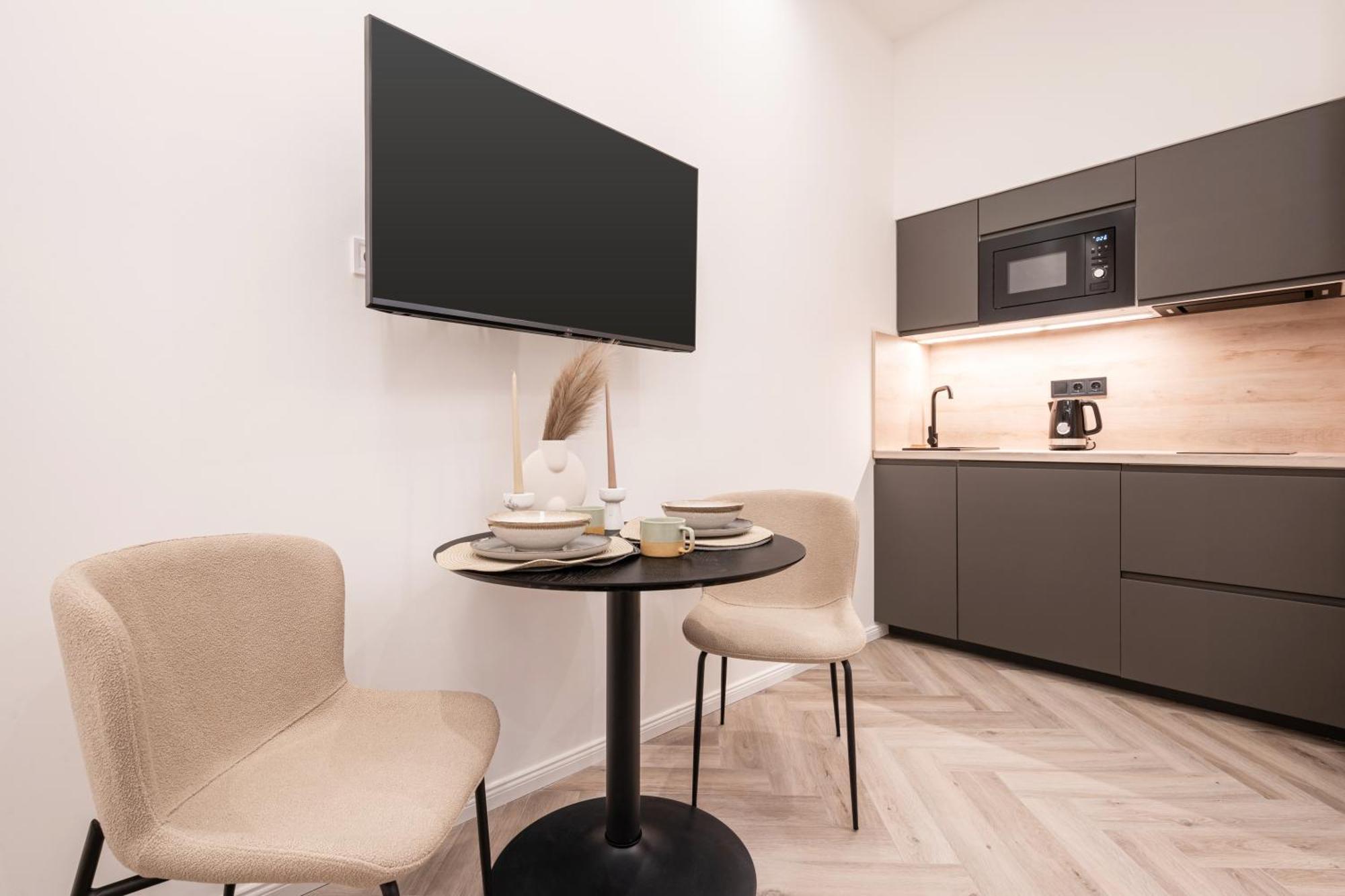 K51 - Kiraly Boutique Residence - Best Location By Bqa บูดาเปสต์ ภายนอก รูปภาพ