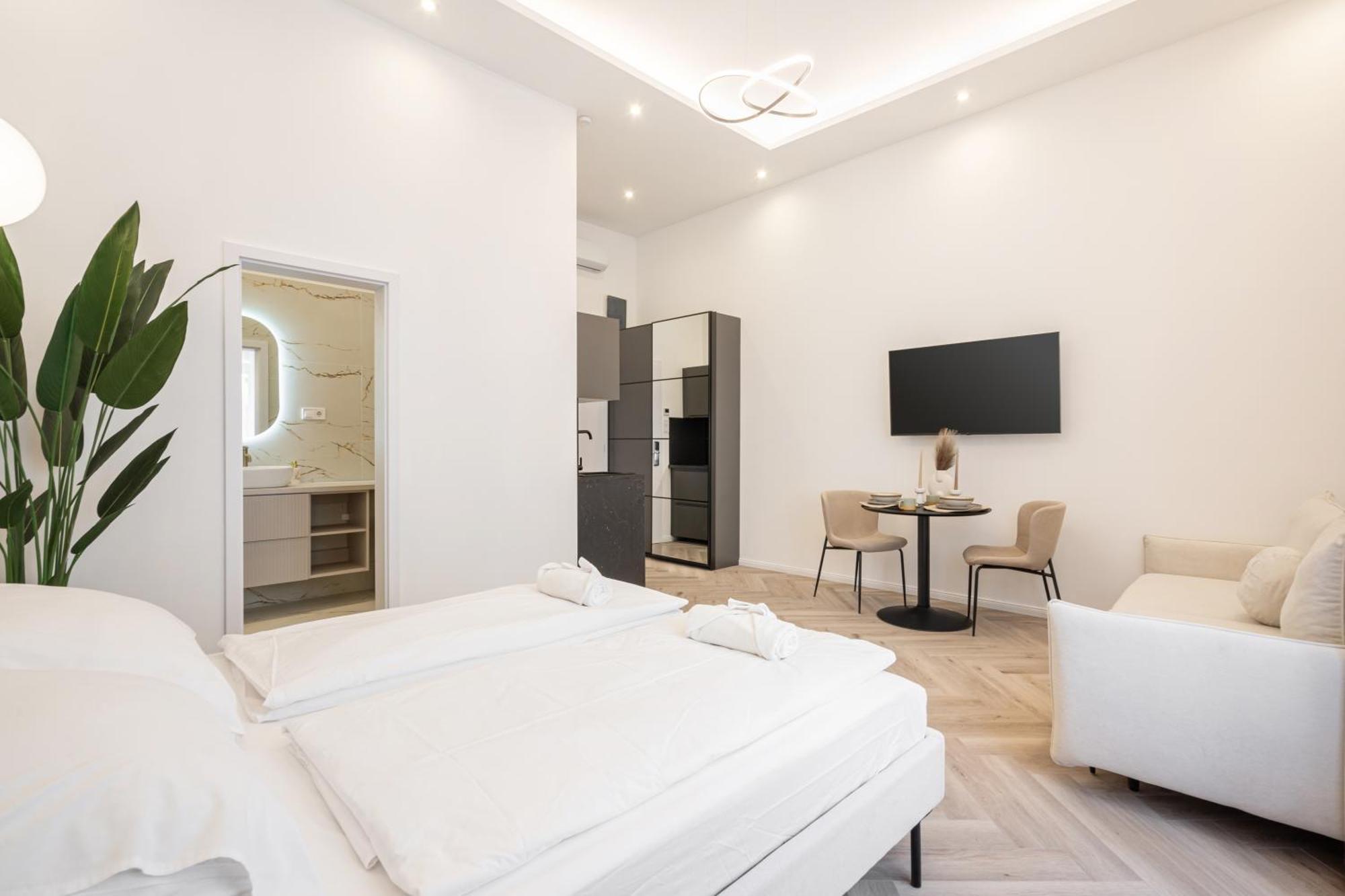 K51 - Kiraly Boutique Residence - Best Location By Bqa บูดาเปสต์ ภายนอก รูปภาพ
